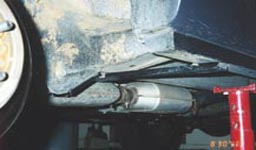 Rear mount at lower control  
arm mount